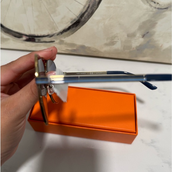 TORY BURCH blue/gold aviator sunglasses ❤️ - Picture 8 of 16